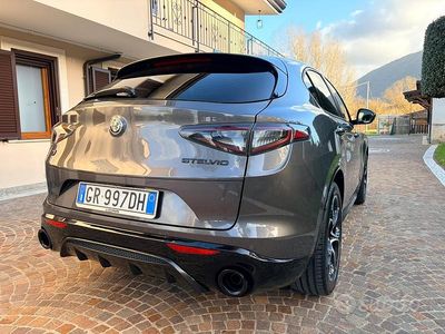 Usata Alfa Romeo Stelvio Ti 209 CV (153 kW) 2023 Grigio SUV