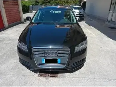 Usata Audi A3 102 CV (75 kW) 2010 Nero Utilitaria