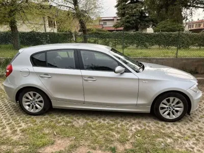 Usata BMW 116 116 CV (85 kW) 2009 Grigio Utilitaria
