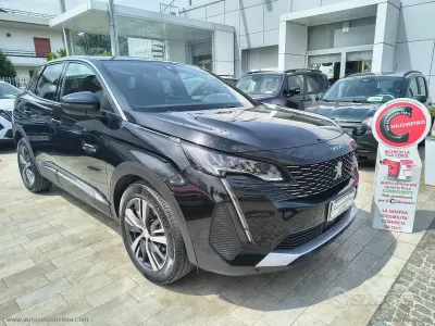 Usata Peugeot 3008 Allure 131 CV (96 kW) 2024 Nero SUV