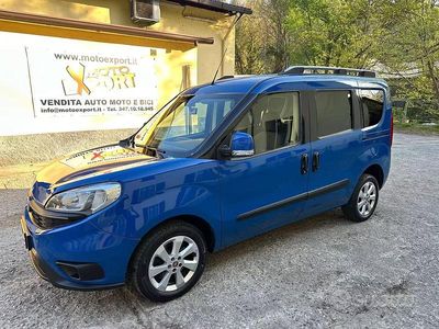 Usata Fiat Doblò Lounge 120 CV (88 kW) 2019 Blu Monovolume