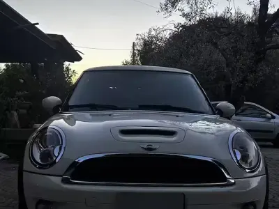 Gebraucht Mini Cooper S 175 PS (128 kW) 2009 Kleinwagen
