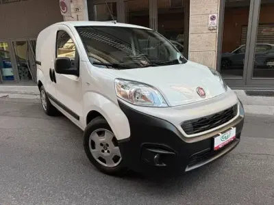 Usata Fiat Fiorino 95 CV (69 kW) 2022 Bianco Monovolume