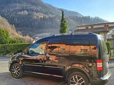 Usata VW Caddy 140 CV (102 kW) 2015 Monovolume