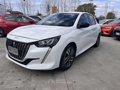 Usata Peugeot 208 Allure 101 CV (74 kW) 2022 Bianco Utilitaria