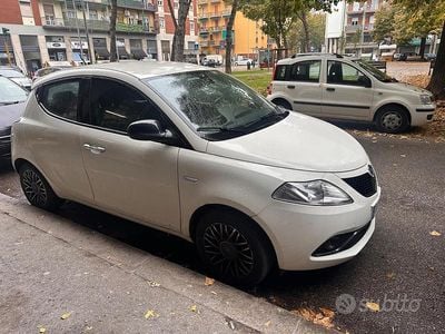 Usata Lancia Ypsilon S 69 CV (50 kW) 2020 Bianco Utilitaria