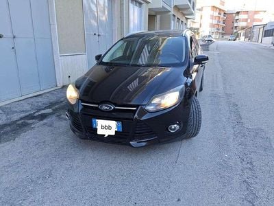 Usata Ford Focus Style 120 CV (88 kW) 2011 Nero Station wagon