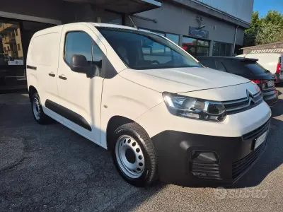 Usata Citroën Berlingo 131 CV (96 kW) 2020 Bianco Monovolume