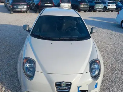 Usata Alfa Romeo MiTo Quadrifoglio Verde 170 CV (125 kW) 2010 Bianco Utilitaria