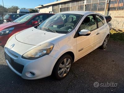 Usata Renault Clio II 85 CV (62 kW) 2009 Berlina