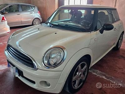 Usata Mini ONE Pepper 95 CV (69 kW) 2008 Beige Utilitaria