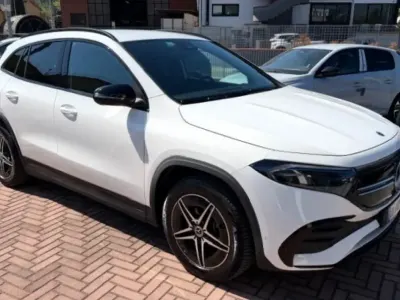 Usata Mercedes EQA250+ 139 kW (190 CV) 2023 Bianco SUV