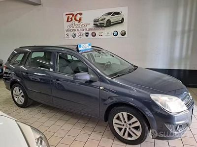Usata Opel Astra 110 CV (80 kW) 2008 Blu Station wagon