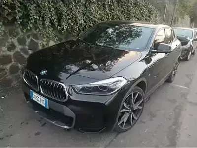 Usata BMW X2 116 CV (85 kW) 2022 Nero SUV