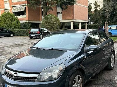 Opel Astra GTC