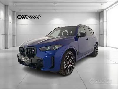Nuova BMW X5 M M Sport 530 CV (389 kW) 2026 Bluazzurro SUV