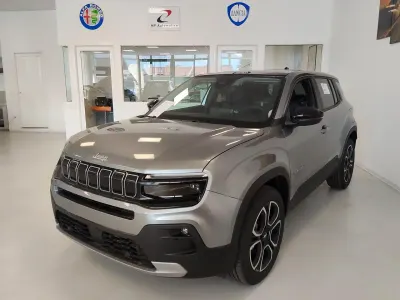 Nuova Jeep Avenger Summit 101 CV (74 kW) 2026 Grigio SUV