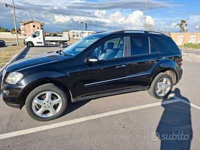 Mercedes ML320