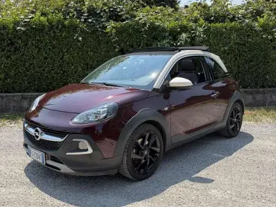 Usata Opel Adam Unlimited 116 CV (85 kW) 2017 Utilitaria