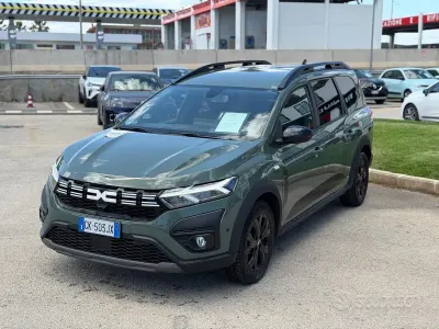 Usata Dacia Jogger Extreme 101 CV (74 kW) 2023 Verde Monovolume