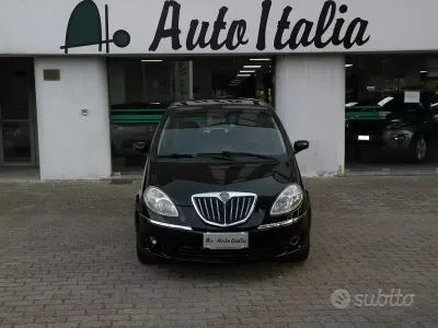 Usata Lancia Musa 90 CV (66 kW) 2009 Nero Monovolume