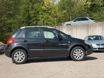 Begagnad Fiat Sedici Emotion 120 HK (88 kW) 2010 Svart SUV