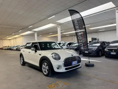 Usata Mini One D 95 CV (69 kW) 2016 Bianco Utilitaria