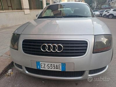 Usata Audi TT 180 CV (132 kW) 1998 Grigio Coupé