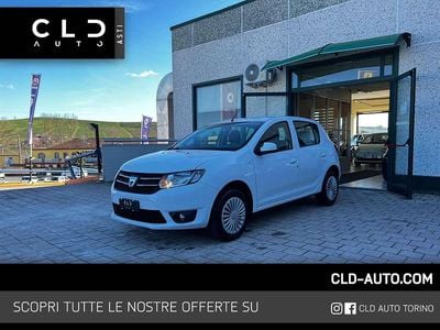 Usata Dacia Sandero Ambiance 75 CV (55 kW) 2015 Bianco perla Berlina