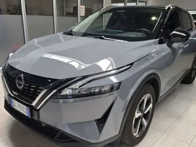 Usata Nissan Qashqai N-Connecta 158 CV (116 kW) 2023 Ceramic grey SUV
