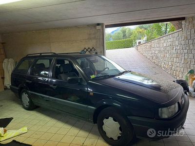 Usata VW Passat 107 CV (78 kW) 1990 Nero Station wagon