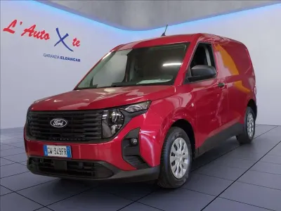 Usata Ford Transit Trend 101 CV (74 kW) 2024 Rosso metallizzato Furgone