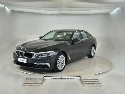 Usata BMW 530 Luxury Line 249 CV (183 kW) 2018 Grigio Berlina