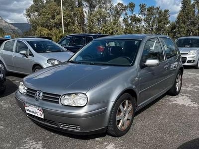Usata VW Golf IV 130 CV (95 kW) 2003 Argento Station wagon
