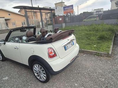 Usata Mini Cooper D Cabriolet 111 CV (81 kW) 2011 Cabrio