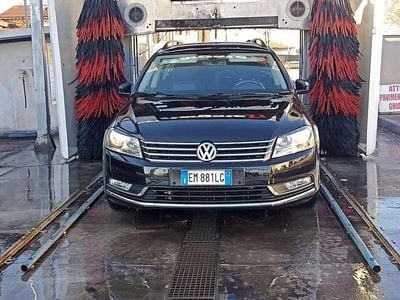 Usata VW Passat Highline 140 CV (102 kW) 2012 Berlina