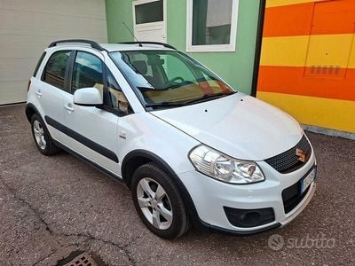 Usata Suzuki SX4 GLX 135 CV (99 kW) 2010 Bianco SUV