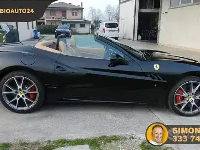 Usata Ferrari California 460 CV (338 kW) 2011 Nero Cabrio
