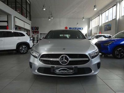 Usata Mercedes A180 Business 116 CV (85 kW) 2020 Argento Berlina