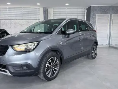 Usata Opel Crossland X Ultimate 110 CV (80 kW) 2017 Satin steel gray  colori meta SUV