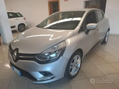 Usata Renault Clio IV 90 CV (66 kW) 2016 Grigio Berlina