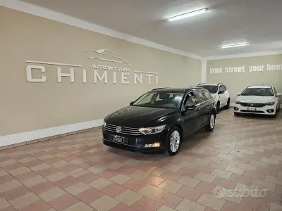 Usata VW Passat Business 120 CV (88 kW) 2015 Nero Station wagon