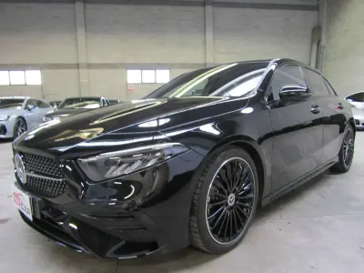 Usata Mercedes A250 AMG Line Premium Plus 224 CV (164 kW) 2024 Nero metallizzato Berlina