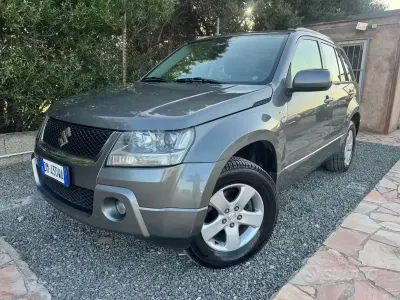 Usata Suzuki Grand Vitara 129 CV (94 kW) 2008 Grigio SUV