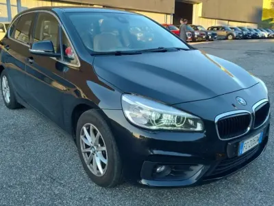 Usata BMW 218 Active Tourer Luxury Line 150 CV (110 kW) 2016 Blu/azzurro Monovolume