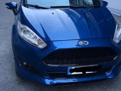 Begagnad Ford Fiesta ST-Line 75 HK (55 kW) 2016 Blå Sedan