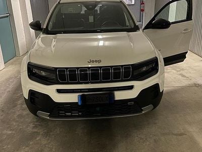 Usata Jeep Avenger Altitude 100 CV (73 kW) 2024 Bianco SUV