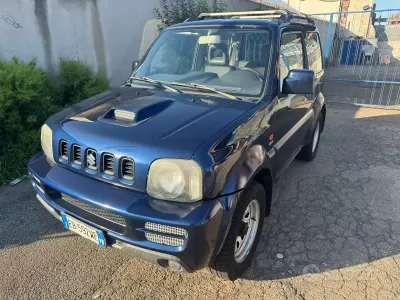 Usata Suzuki Jimny 86 CV (63 kW) 2010 Blu SUV