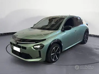 Usata Lancia Ypsilon 100 CV (73 kW) 2025 Verde Utilitaria