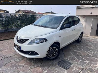 Usata Lancia Ypsilon 70 CV (51 kW) 2023 Bianco Utilitaria